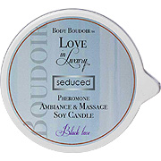 Love In Luxury Soy Massage Candle Black Lace - 
